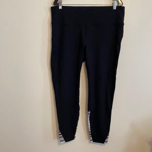 Shape Activewear black leggings - size 1x